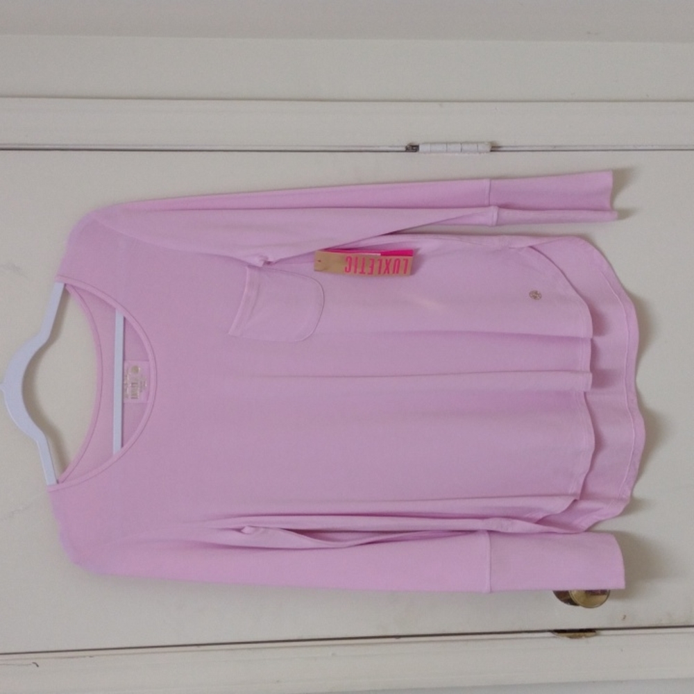 SOLD on MERCARI NWT Lilly Pulitzer Luxletic Kerah Long Sleeve  Lounge Tee